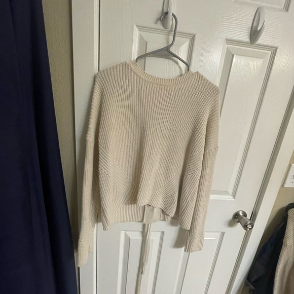 Sweater - Picture 3 of 4